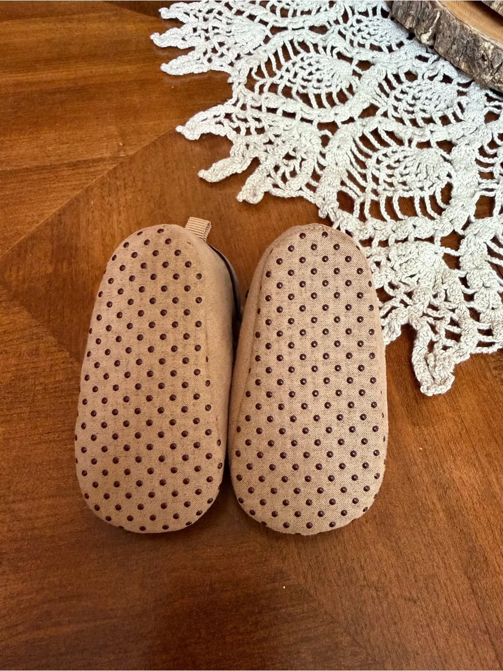 Infant Old Navy Shoes in Light Brown